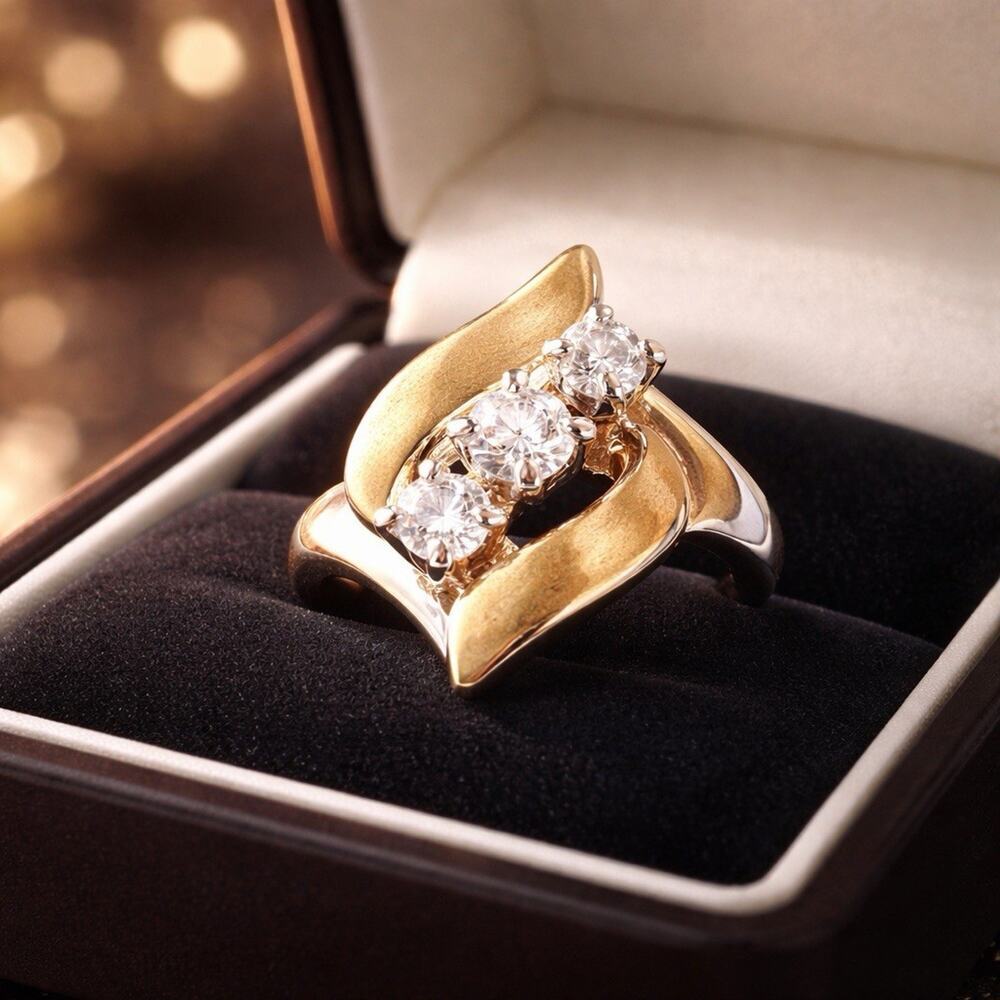 18 K GE Yellow Gold CZ Ring 5.88 G